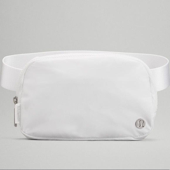 Brand new Lululemon Belt bag Pure White Fanny pack - Picture 2 of 10